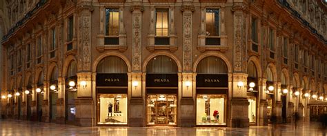 prada e commerce italia zsini orllr|prada stores in europe.